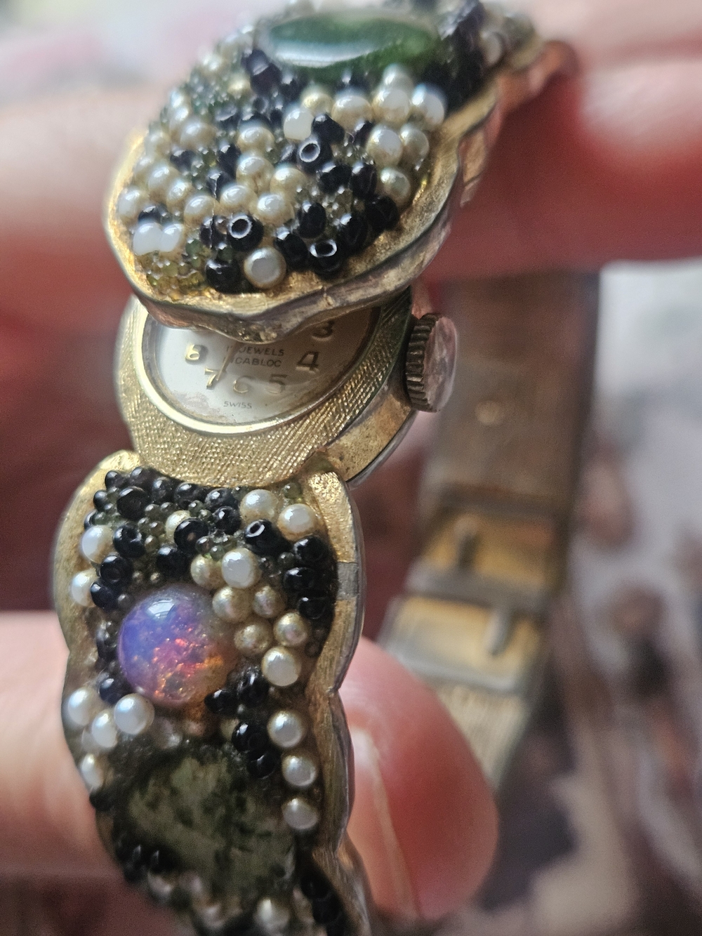 Vintage Swiss 17-Jewel Cocktail Bracelet Watch. Hidden Dial Cocktail Cuff Watch. - Picture 2 of 6